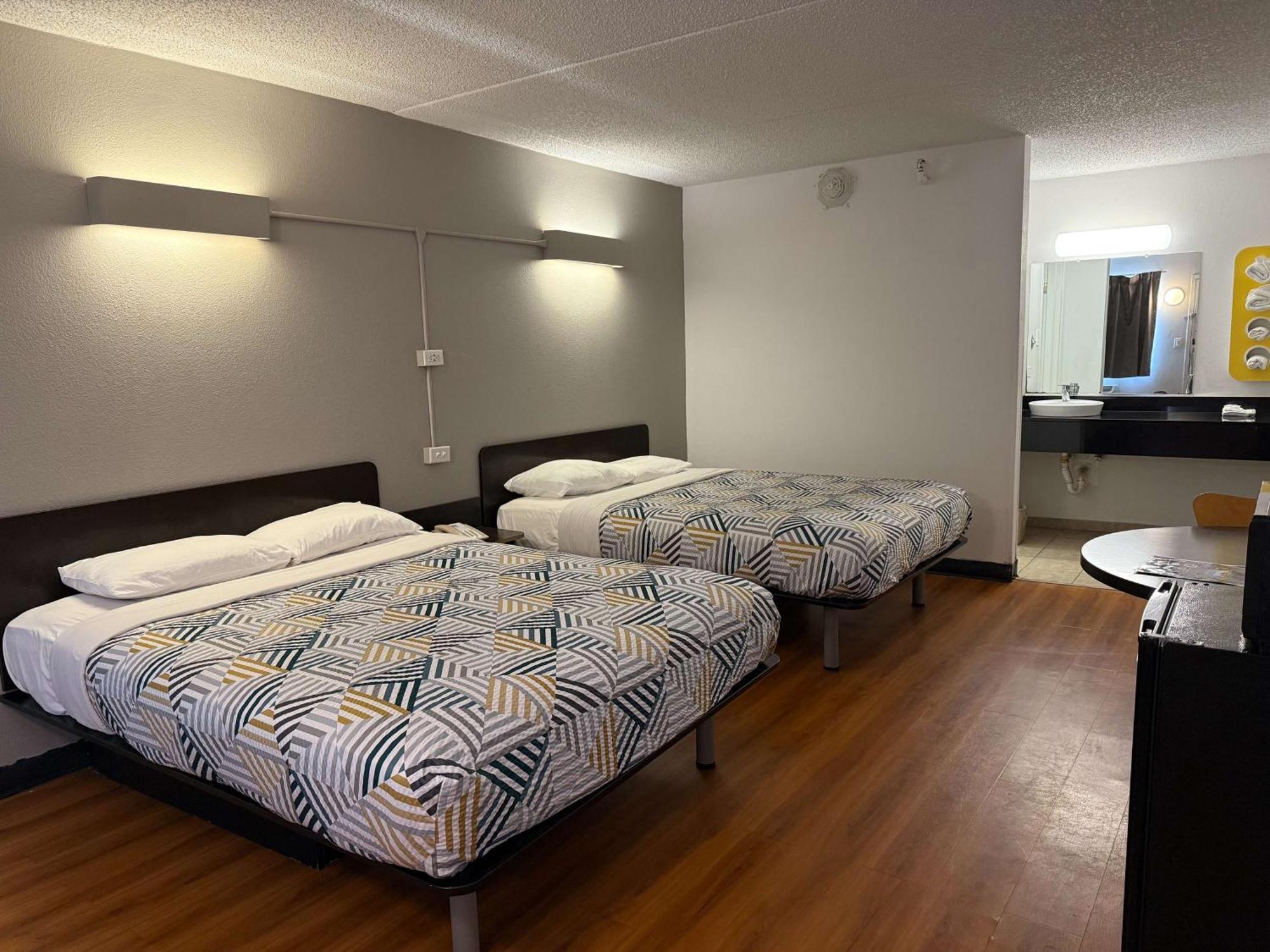 Motel 6-Joliet, Il - I-80 Экстерьер фото