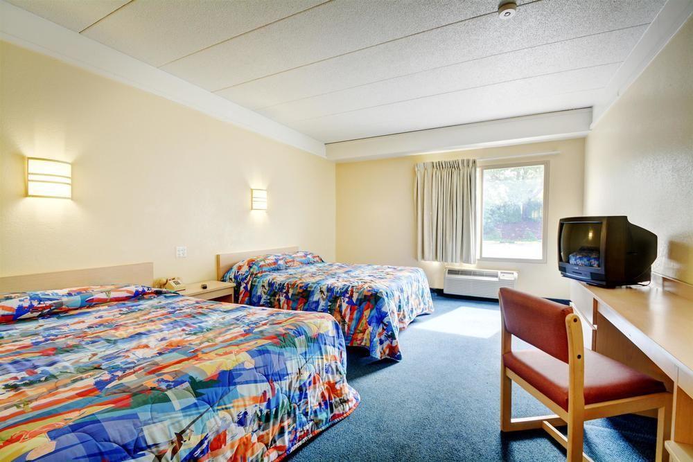 Motel 6-Joliet, Il - I-80 Экстерьер фото