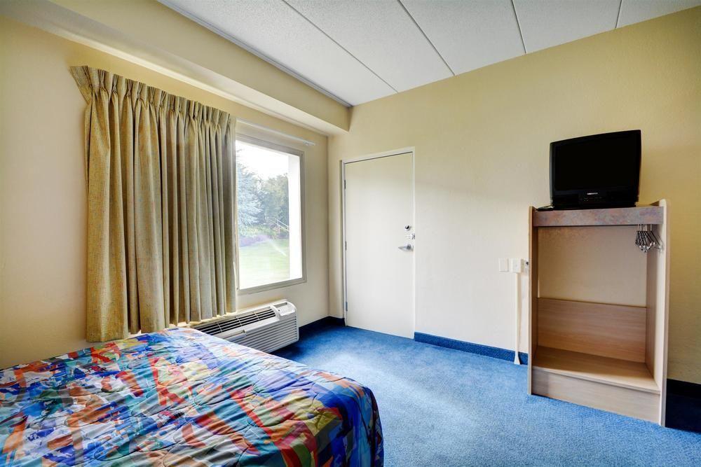 Motel 6-Joliet, Il - I-80 Экстерьер фото